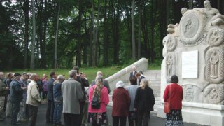 Obnovení památníku Gustava Geipela